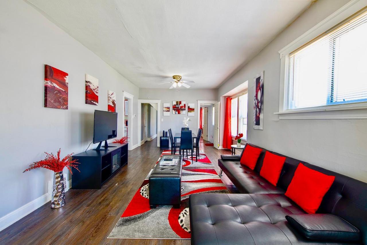 The Rubi Lounge - Spacious Brooklyn Centre Modern Escape Near Downtown With Parking, 300Mb Wifi & Self Check-In Cleveland Dış mekan fotoğraf