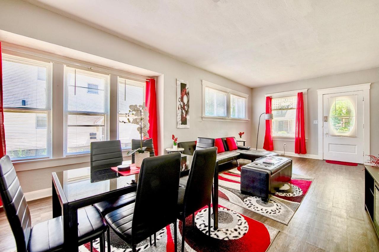 The Rubi Lounge - Spacious Brooklyn Centre Modern Escape Near Downtown With Parking, 300Mb Wifi & Self Check-In Cleveland Dış mekan fotoğraf
