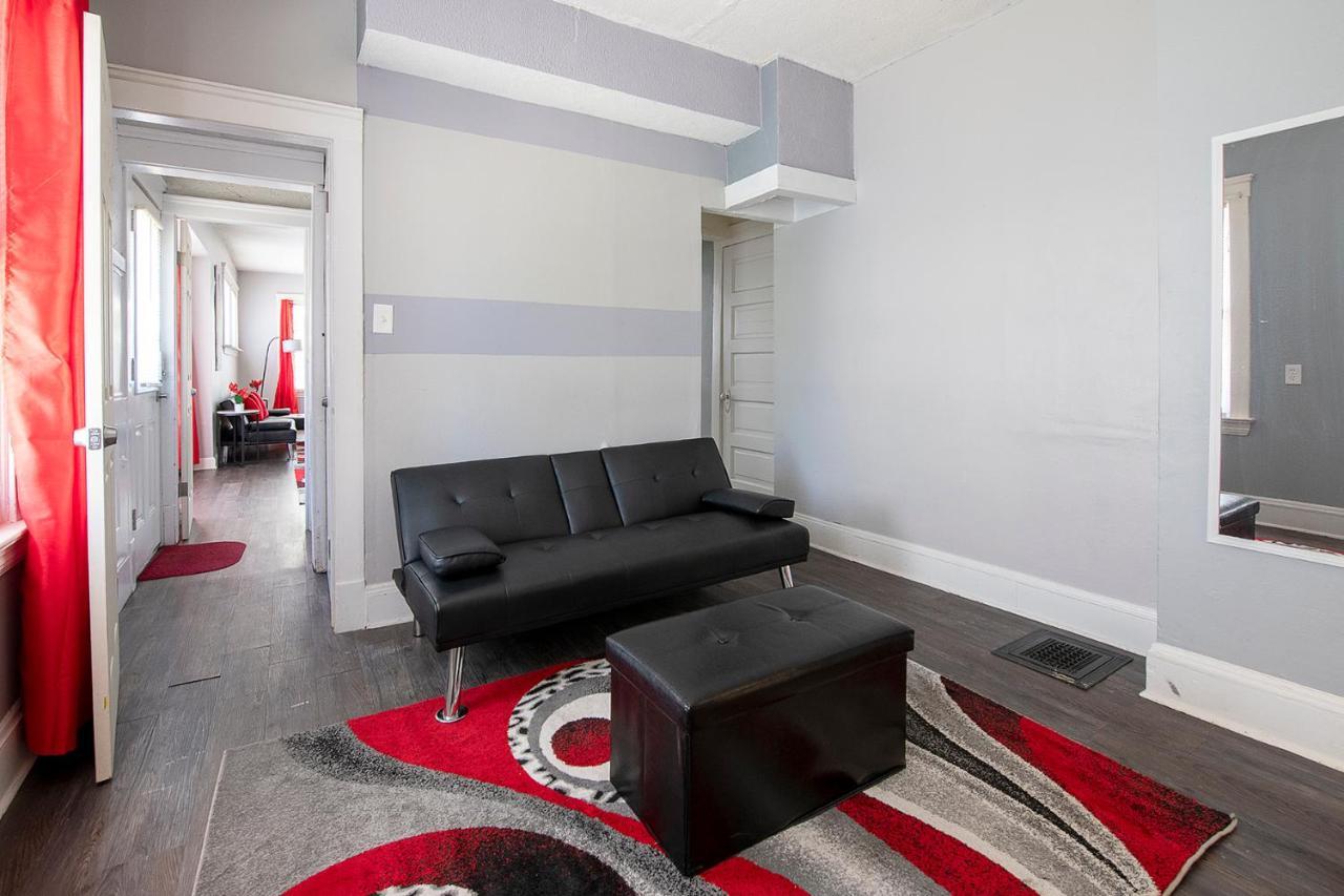 The Rubi Lounge - Spacious Brooklyn Centre Modern Escape Near Downtown With Parking, 300Mb Wifi & Self Check-In Cleveland Dış mekan fotoğraf